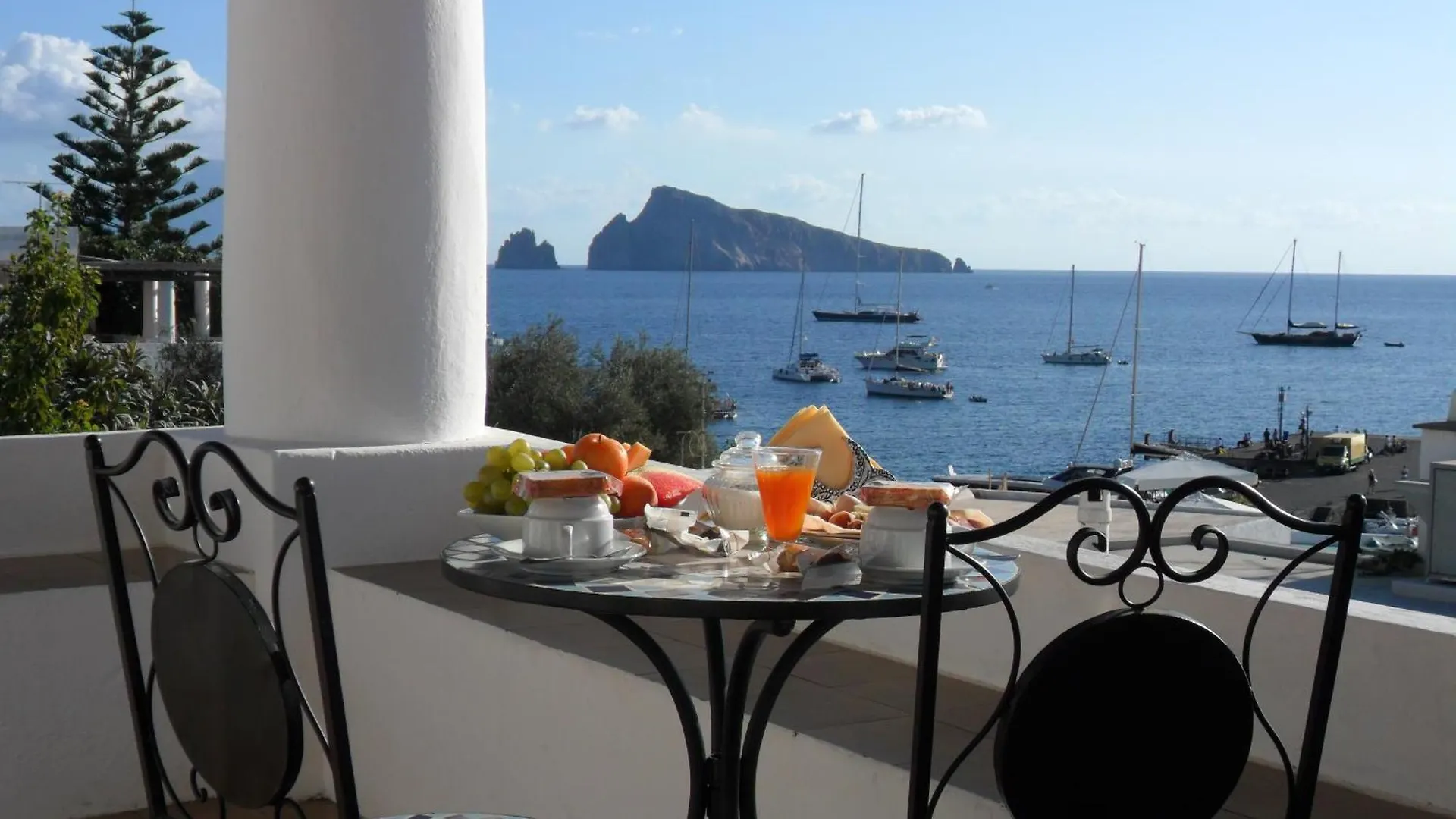 Hotel O Palmo Panarea Italy